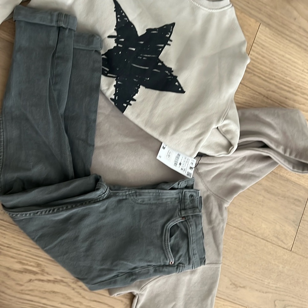 Zara boys bundle - two sweatshirts, skiiny fit jeans